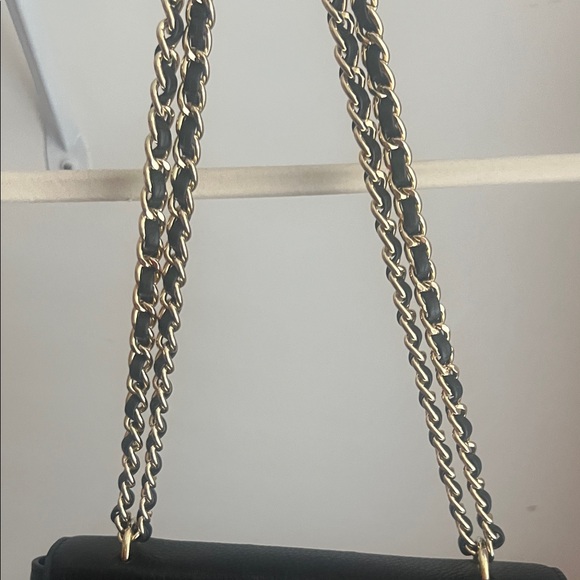Tory Burch Black Soft Leather Chain Shoulder Bag - Picture 4 of 9